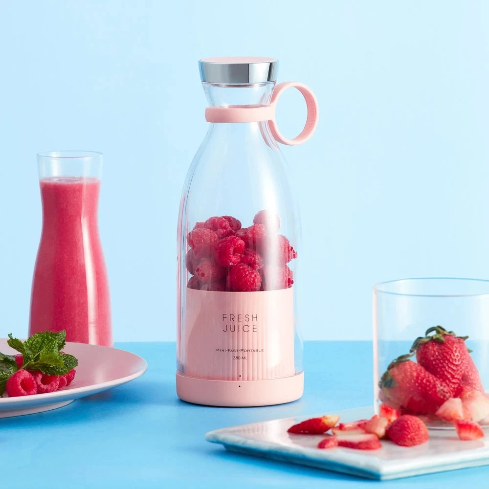 Portable USB Electric Juicer 🍹 | Mini Blender for Smoothies & Shakes